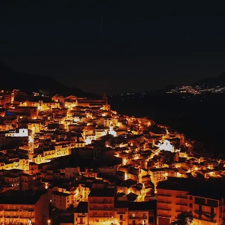 بيت للعطل Priolo